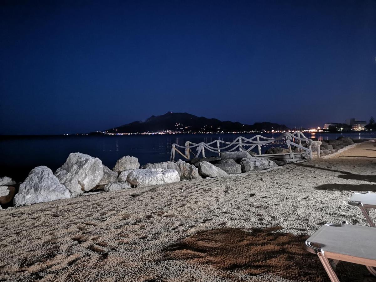 Point Ephemere Beachfront Apartments Zákynthos by Eksteriør billede